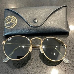 Brand new round ray ban sunglasses